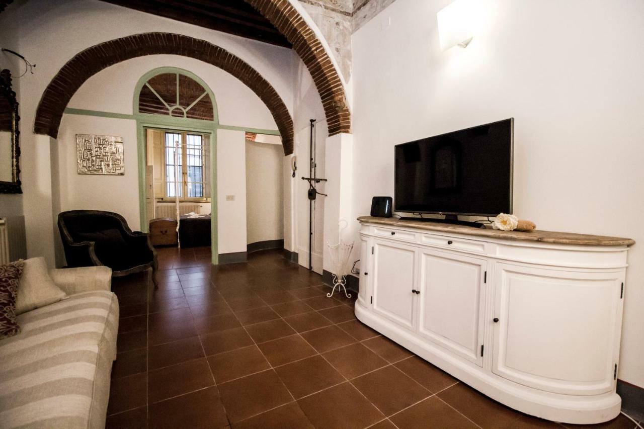 Innpisarentals 2 - Pisa Shabby Flat エクステリア 写真